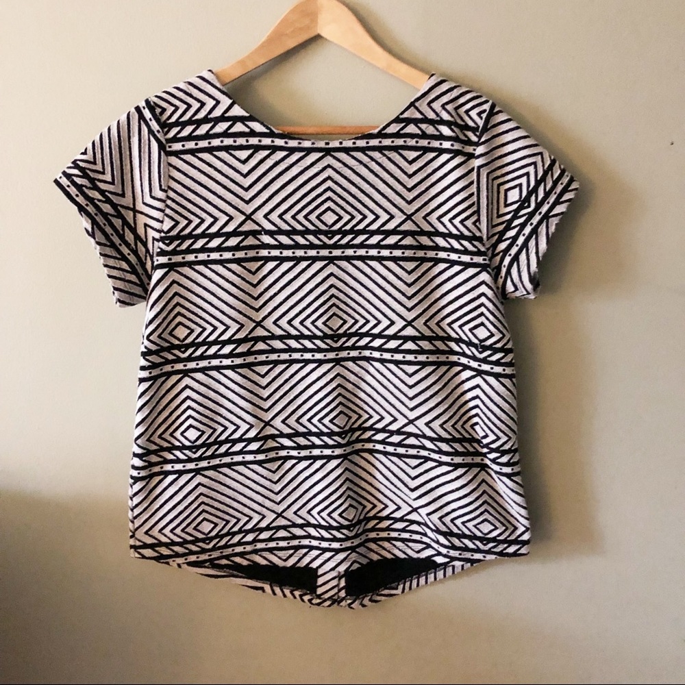 Lucky Brand Short Sleeve sweater top size Med